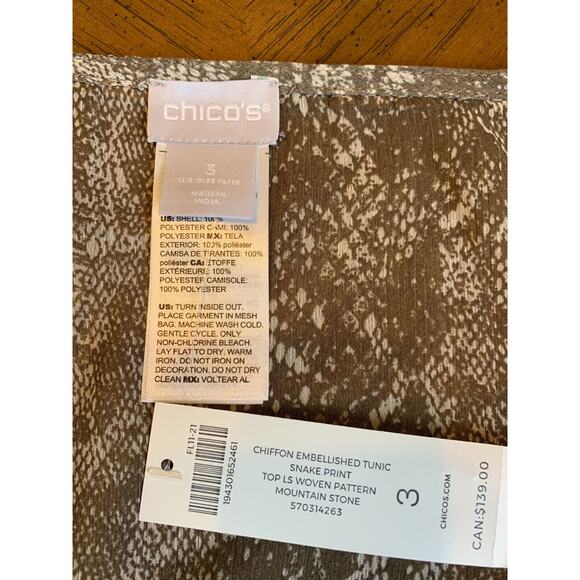 CHICO's | Printed Chiffon Split Neck Tunic Beaded Neck Chico's Sz 3 - Picture 10 of 11